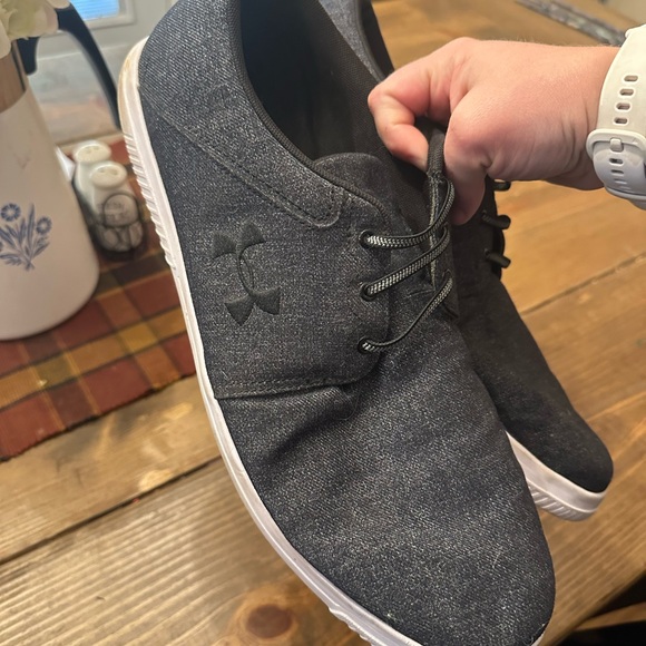 Under Armour Men's Charcoal and White Sneakers - Picture 1 of 4